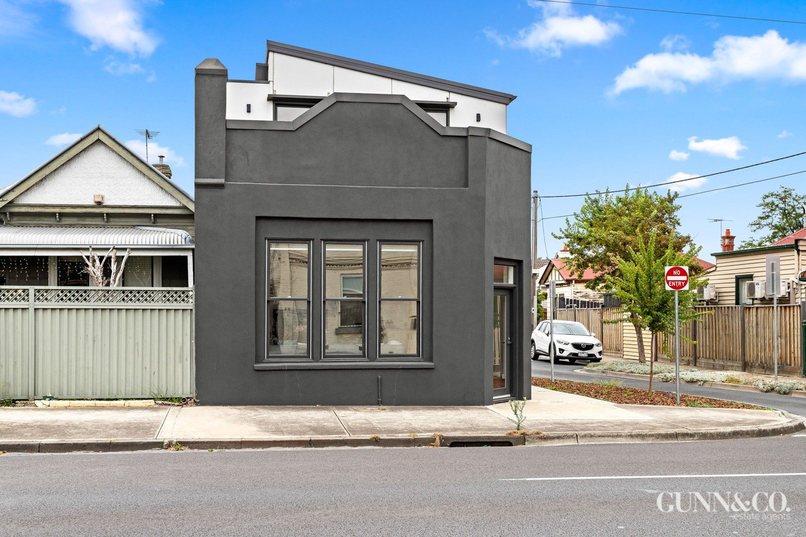 3 bedrooms Townhouse in 116 Station Road SEDDON VIC, 3011