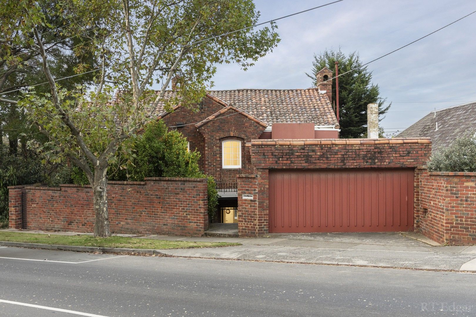 5 bedrooms House in 102 St Georges Road TOORAK VIC, 3142