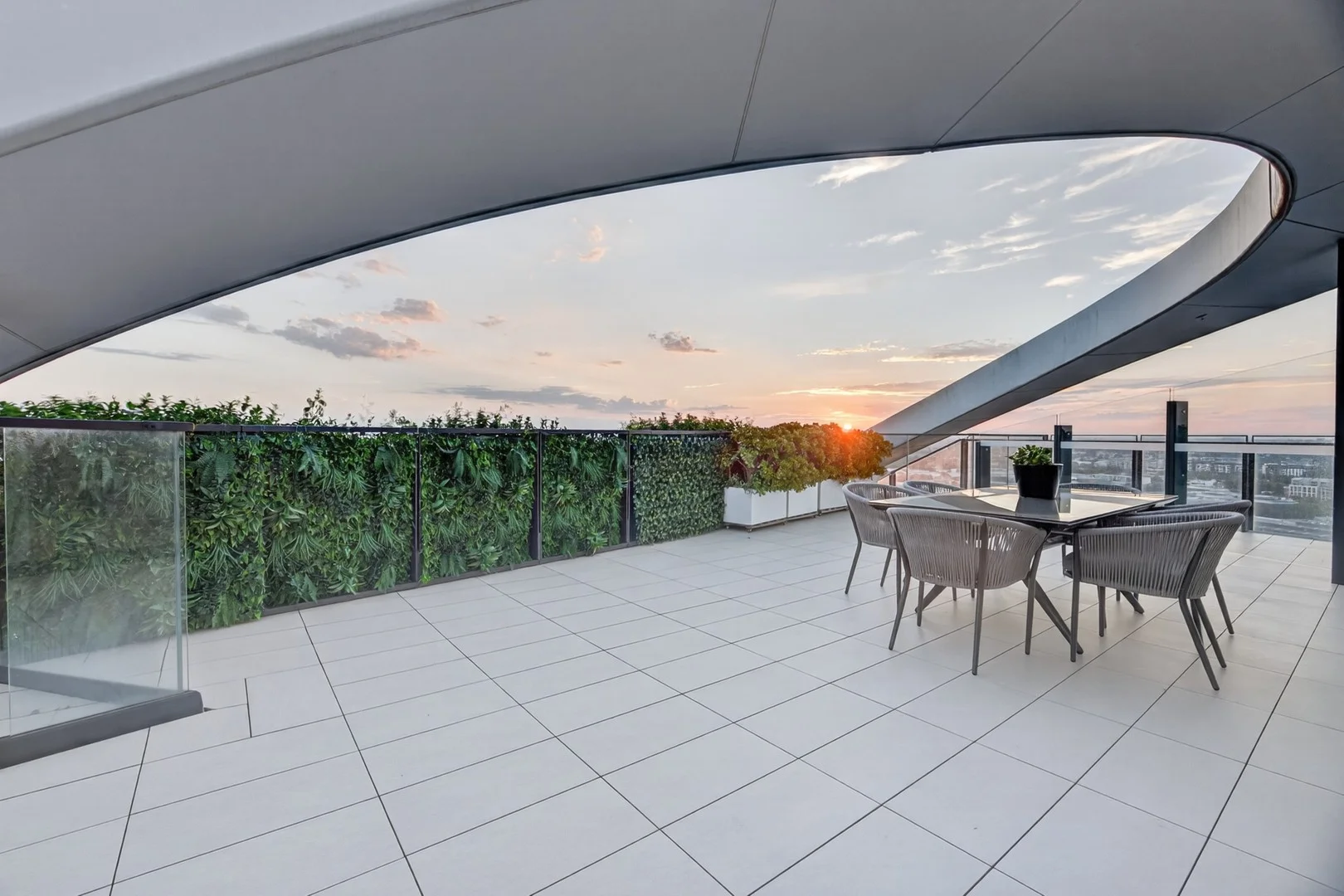 2018/303 Botany Road, Zetland NSW 2017