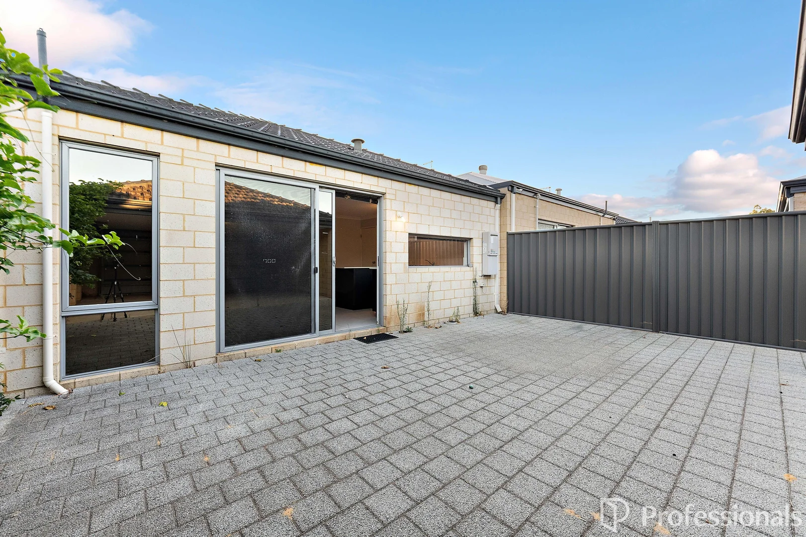 Additional image 24 of 43 Pyramid Road, Harrisdale WA 6112