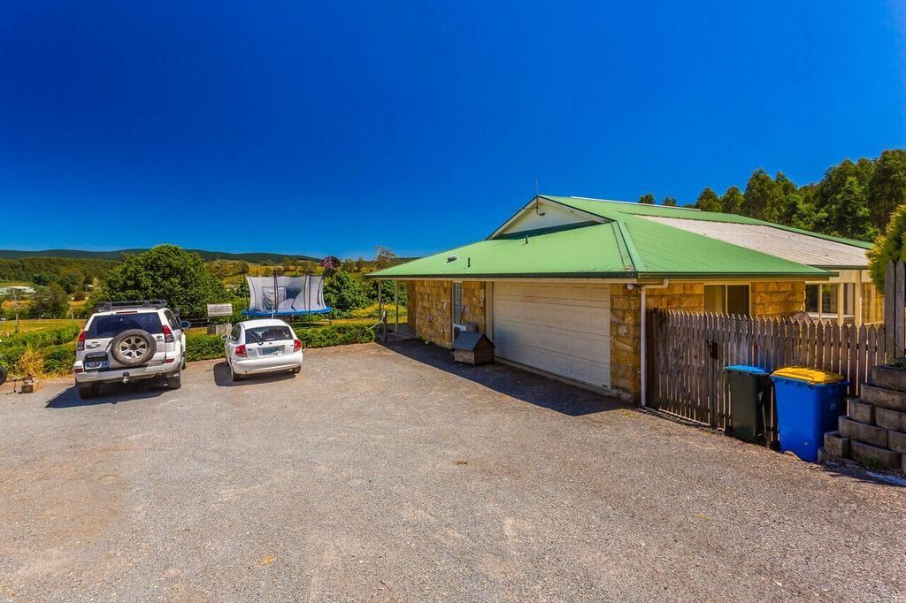 25 Pearce Street, Branxholm TAS 7261, Image 2