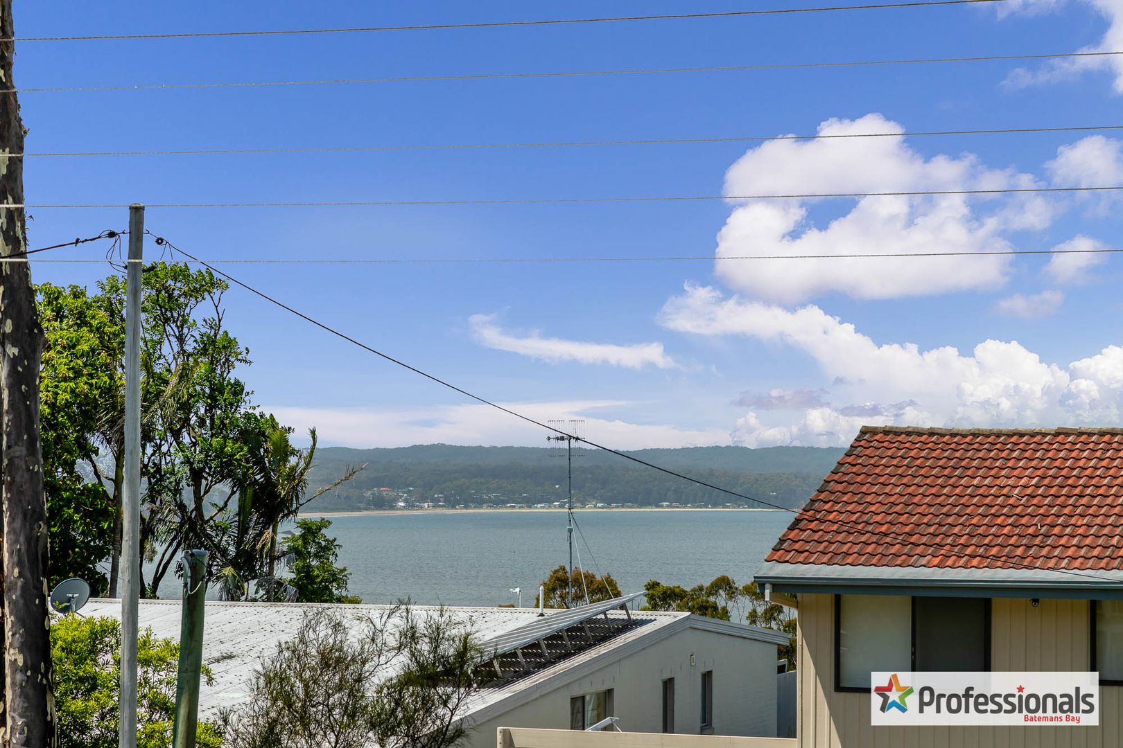 8 Calga Crescent, Catalina NSW 2536, Image 2