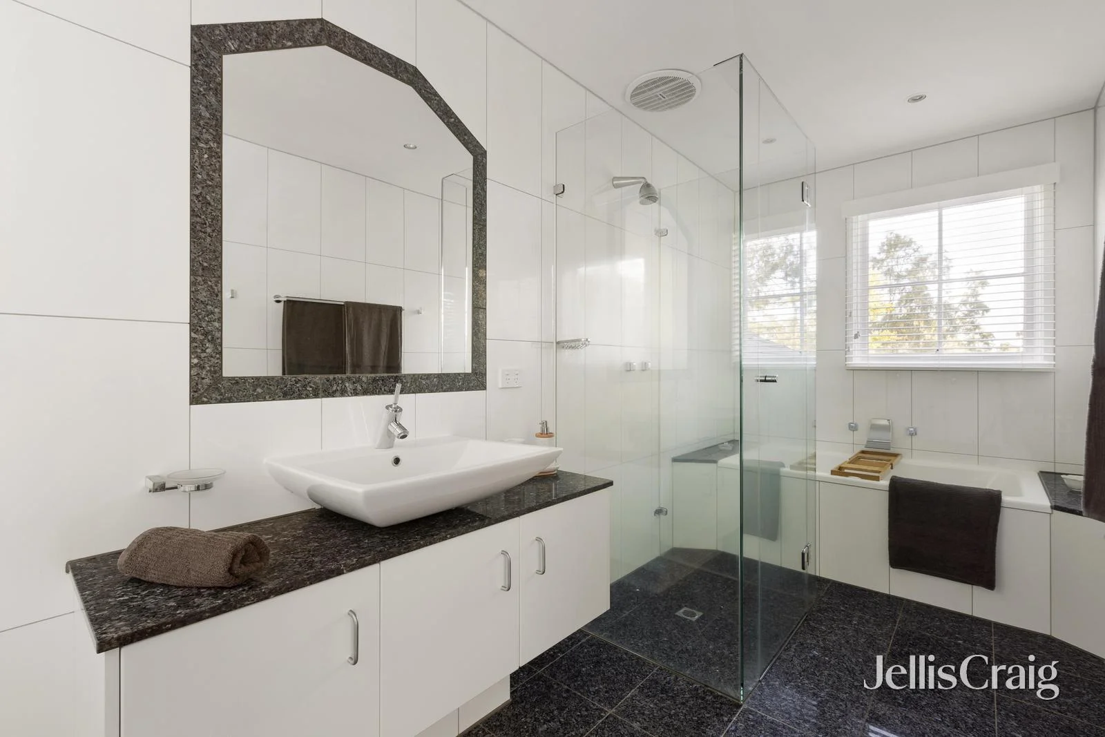 Additional image 14 of 5 Riverside Road, Ivanhoe VIC 3079