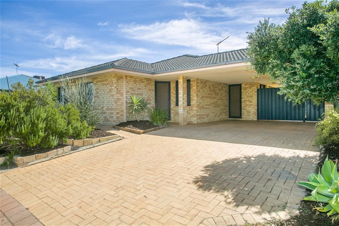 33 Gentle Circle, South Guildford WA 6055, Image 1