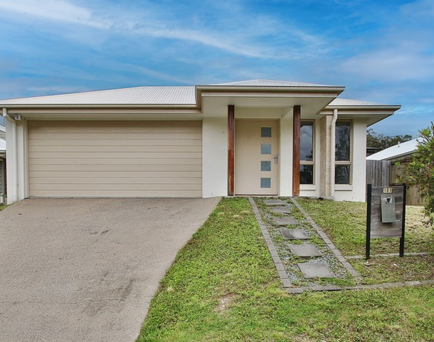 101 Benezet Drive, Augustine Heights QLD 4300