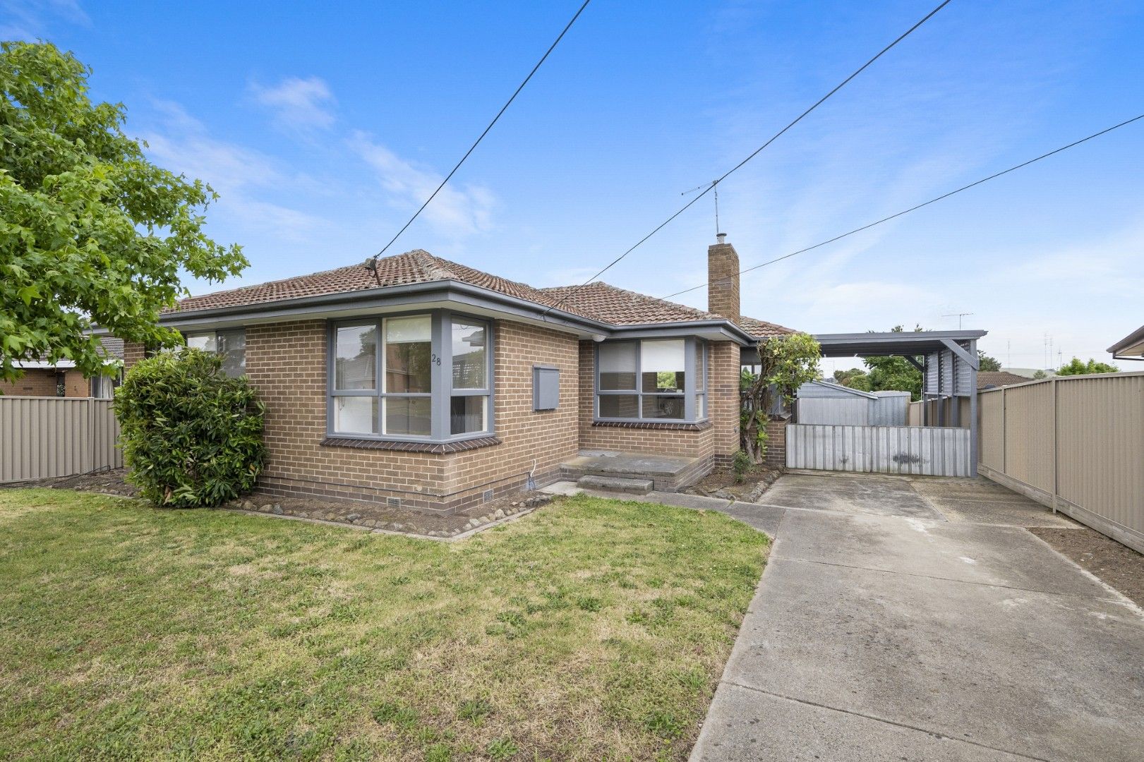 28 Ivanhoe Street, Wendouree VIC 3355 House For Rent 380 Domain