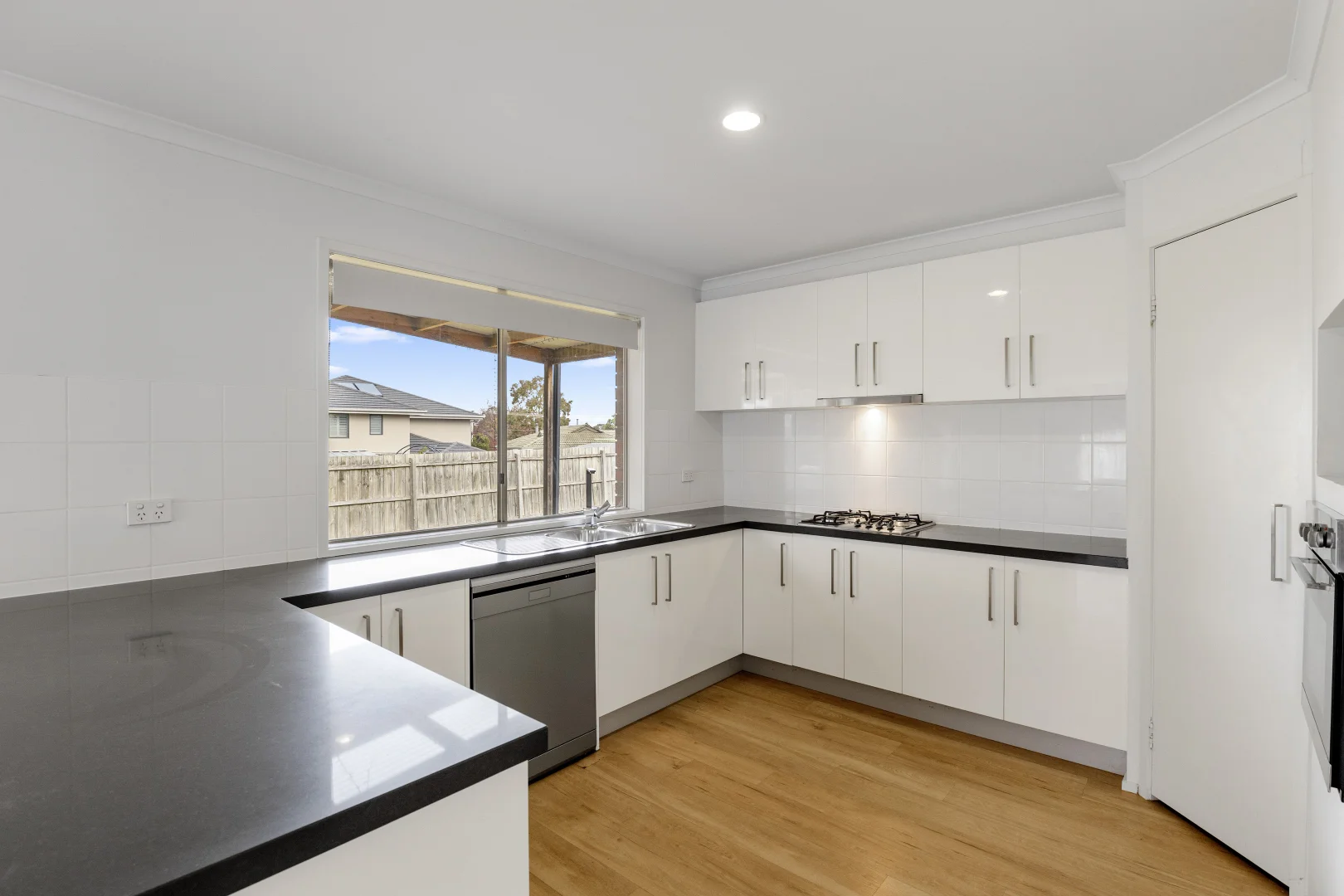 Additional image 2 of 15 Loch Street, Ferntree Gully VIC 3156