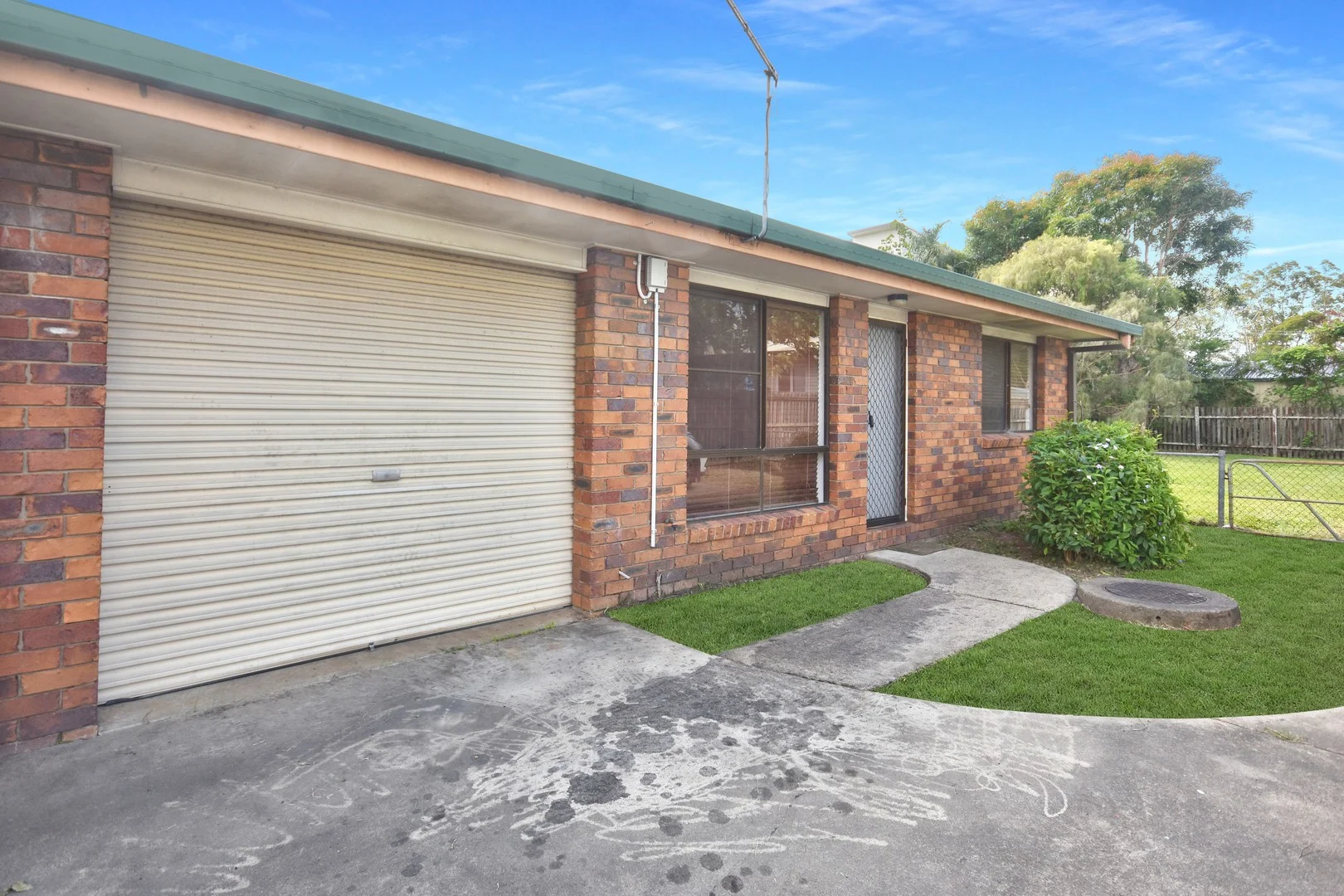 2/99 Lower King Street, Caboolture QLD 4510