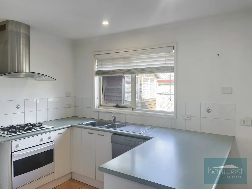 Additional image 4 of 1/8 Raymond Street, Somerville VIC 3912