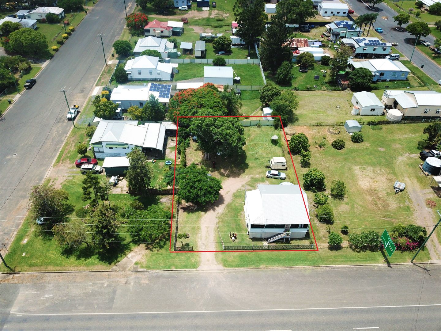 3 Caroline Street, Biggenden QLD 4621, Image 2