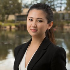 Ray White Glen Waverley - Jessica Le