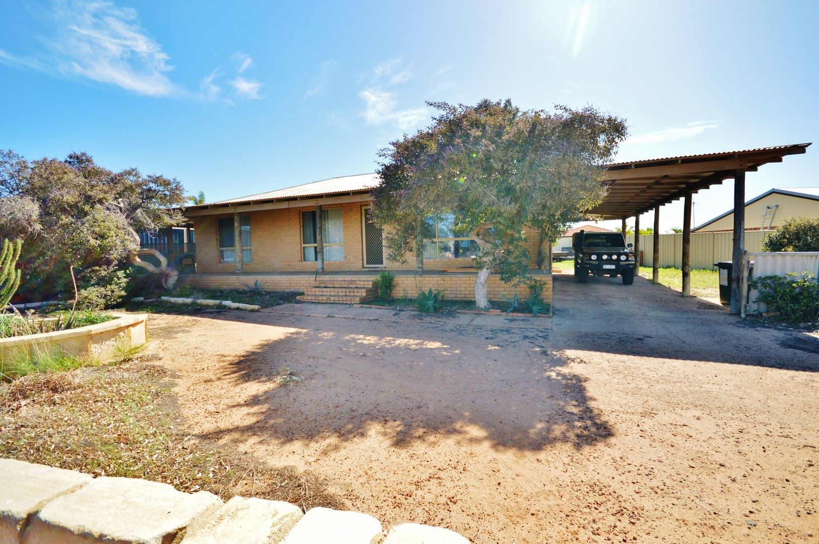 17 Batavia Circle, Kalbarri WA 6536, Image 0