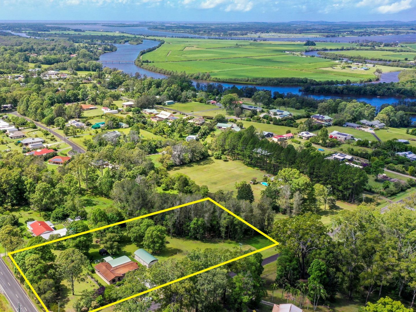 2 Island View Road, Woombah NSW 2469, Image 2