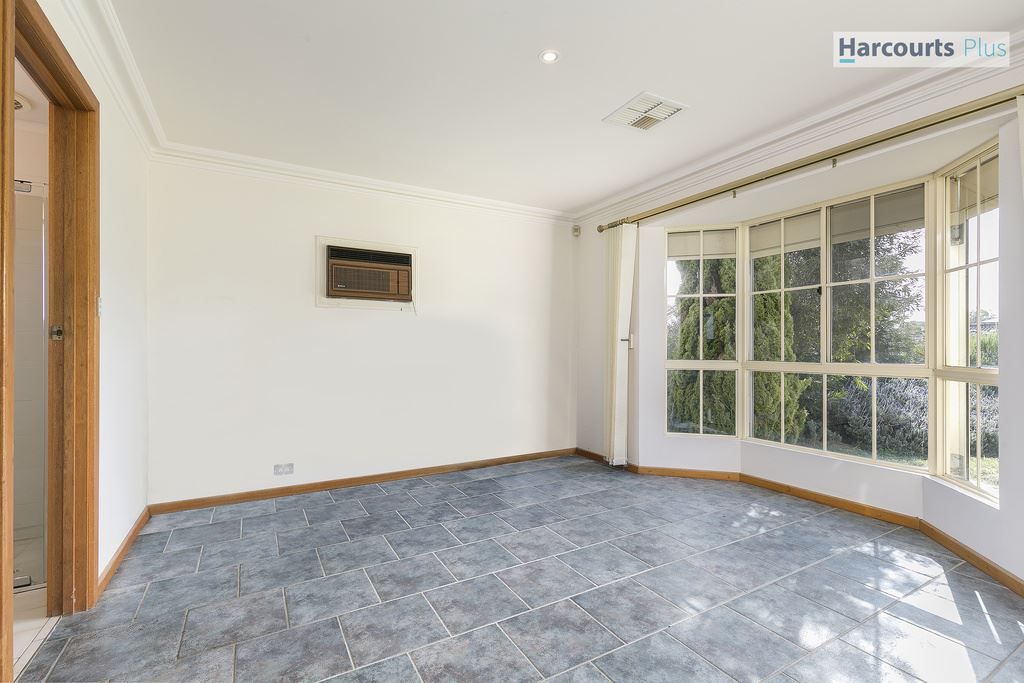 103 Barramundi Drive, Hallett Cove SA 5158, Image 2