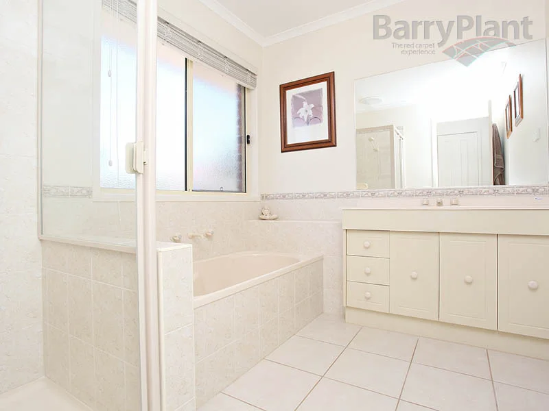 2 Montrose Court, Point Cook VIC 3030 - House For Rent | Domain