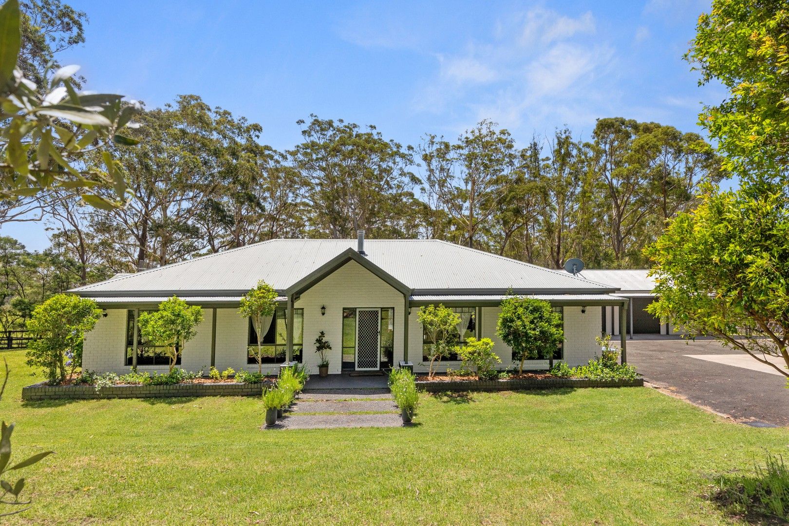 3 bedrooms House in 275B Matron Porter Drive NARRAWALLEE NSW, 2539