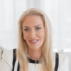 Nicole Smeltz, Sales representative