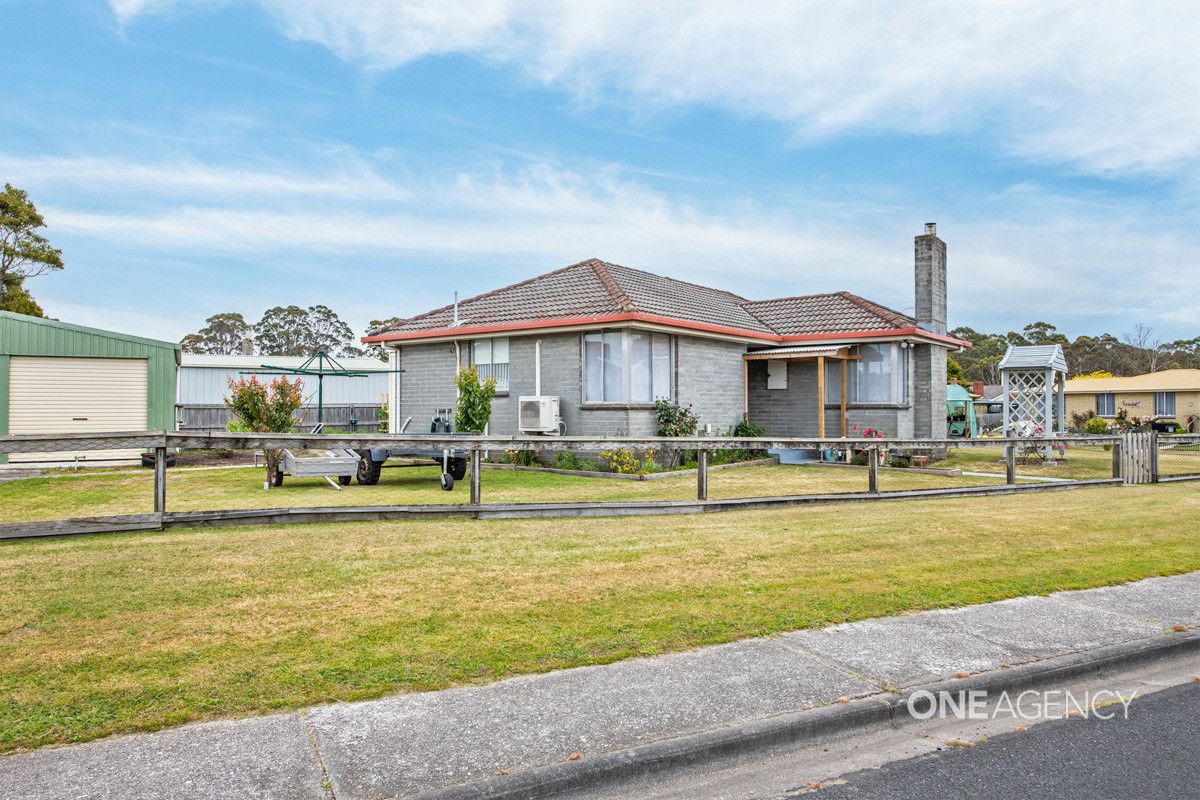 4 bedrooms House in 80 Havelock Street SMITHTON TAS, 7330
