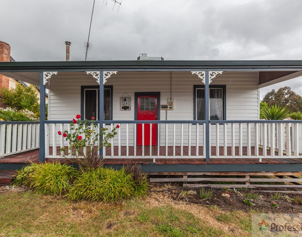 24 Somerville Street, Manjimup WA 6258