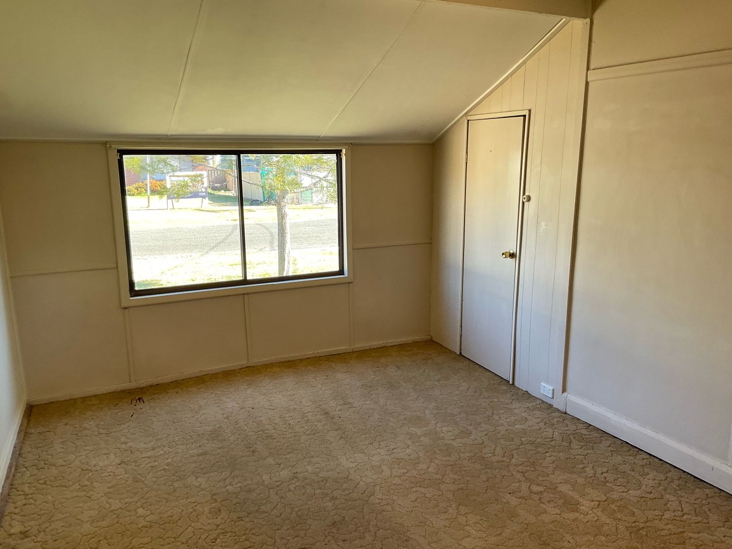 77 Radnor Road, Bargo NSW 2574 House For Rent 370 Domain