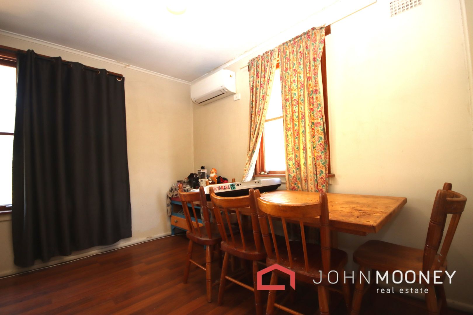 11 Madang Street, Ashmont NSW 2650, Image 2