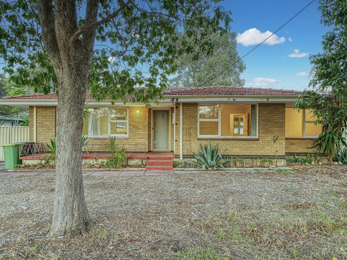 3 bedrooms House in 14 Bilich Street GOSNELLS WA, 6110