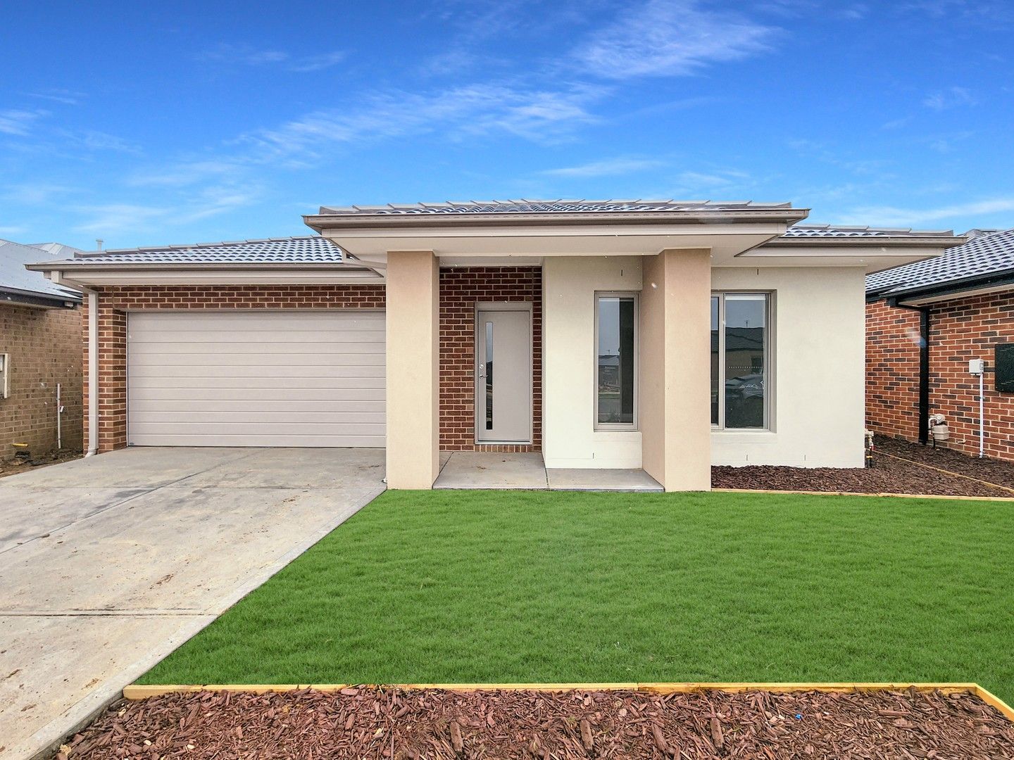 4 bedrooms House in 20 Rotunno Drive CHARLEMONT VIC, 3217