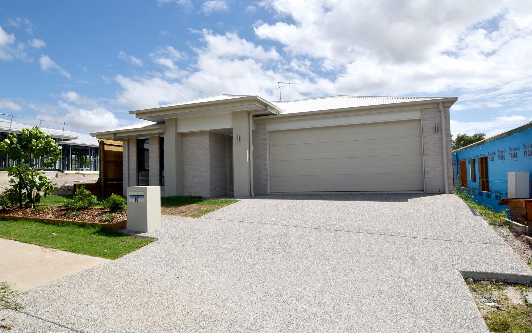 4 bedrooms House in 15 Odette Road CLINTON QLD, 4680