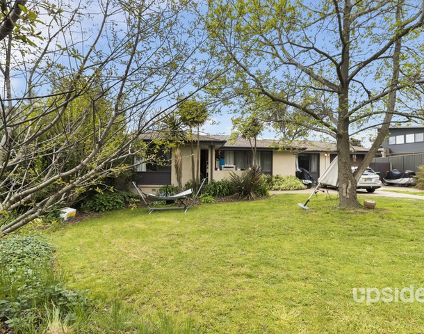 13 Gibbes Place, Weetangera ACT 2614