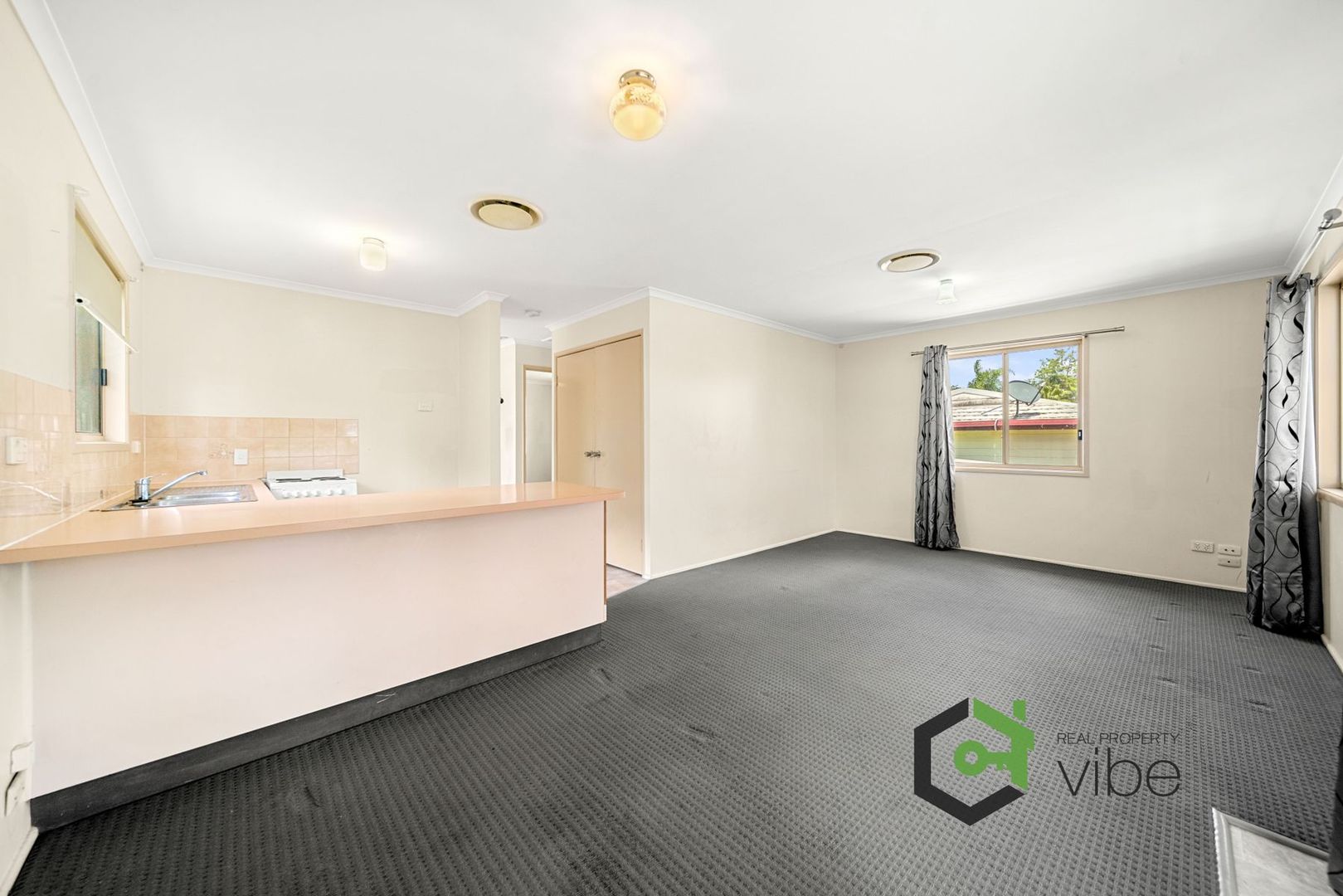 2 Poplar Crescent, Stapylton QLD 4207, Image 1