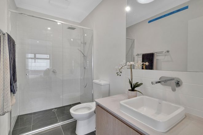 Picture of 57 Surfers Crescent, CARRUM DOWNS VIC 3201