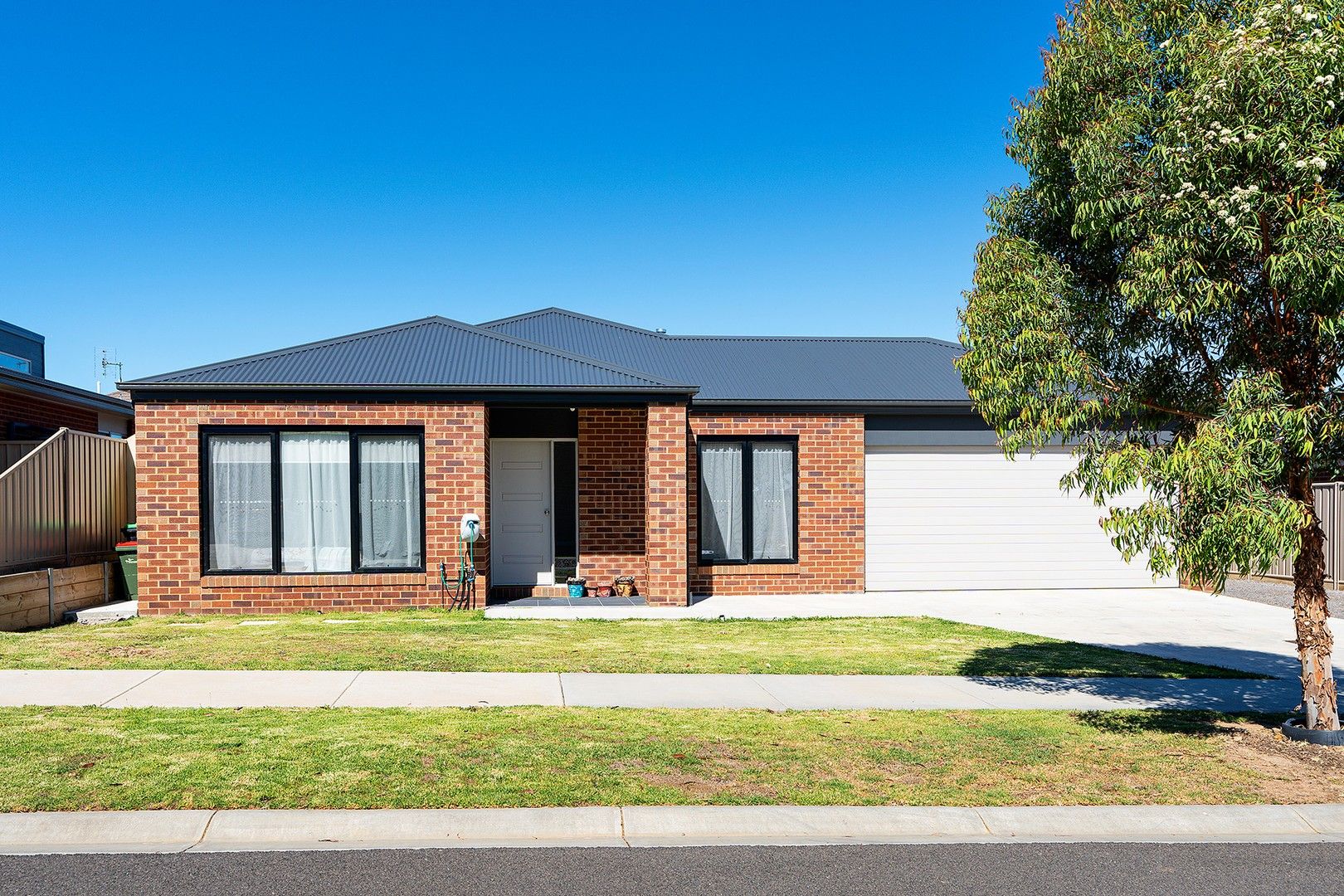 53 Woodman Drive, McKenzie Hill VIC 3451 Domain