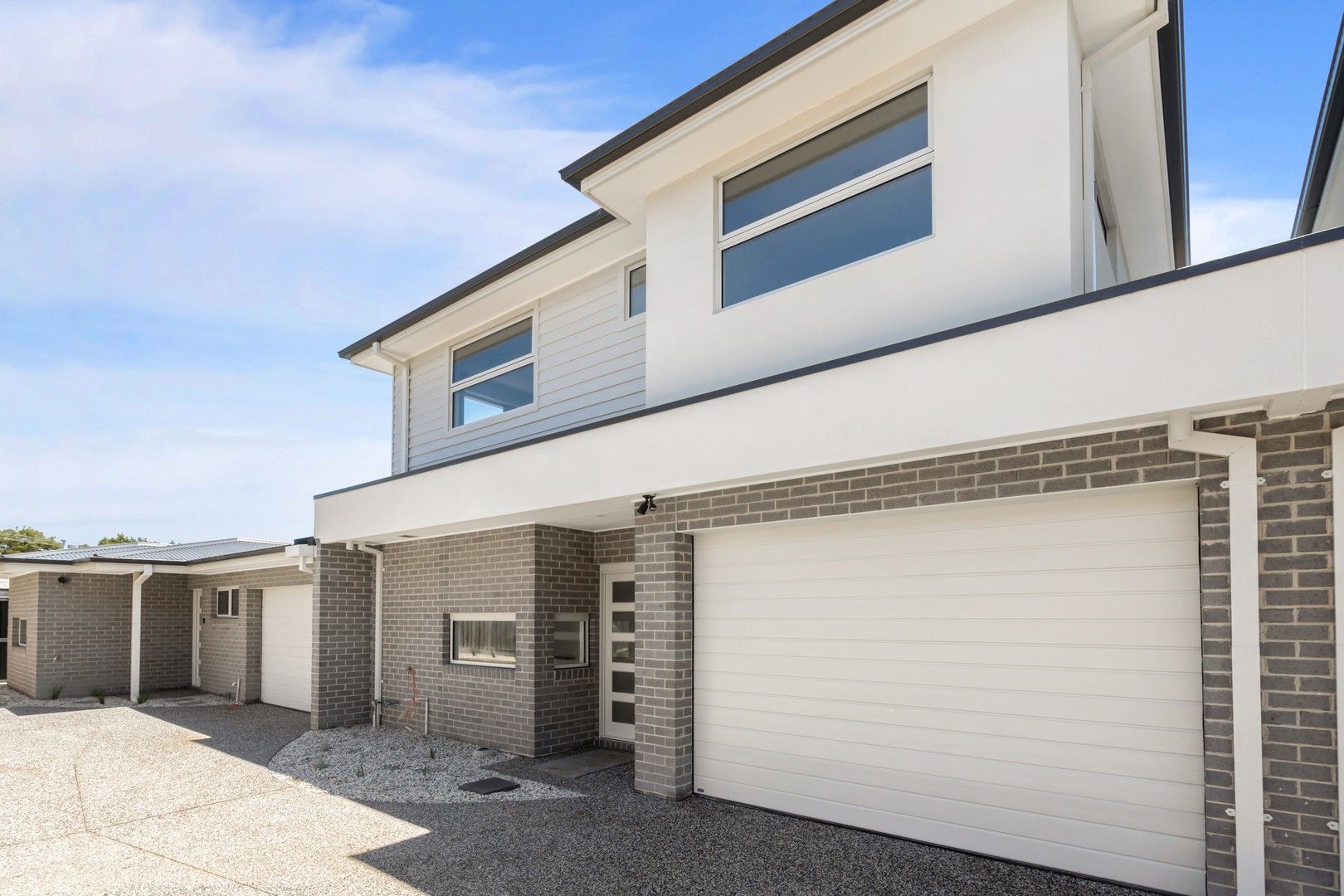 2 bedrooms House in 2/74 Rainier Avenue DROMANA VIC, 3936