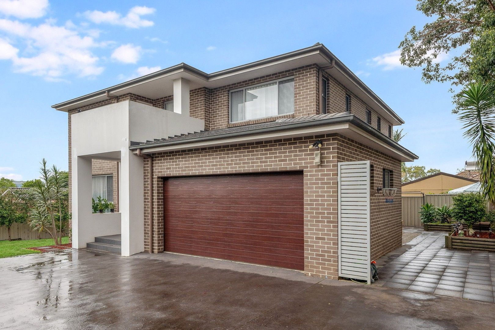 5 bedrooms House in 8b Braunbeck Street BANKSTOWN NSW, 2200
