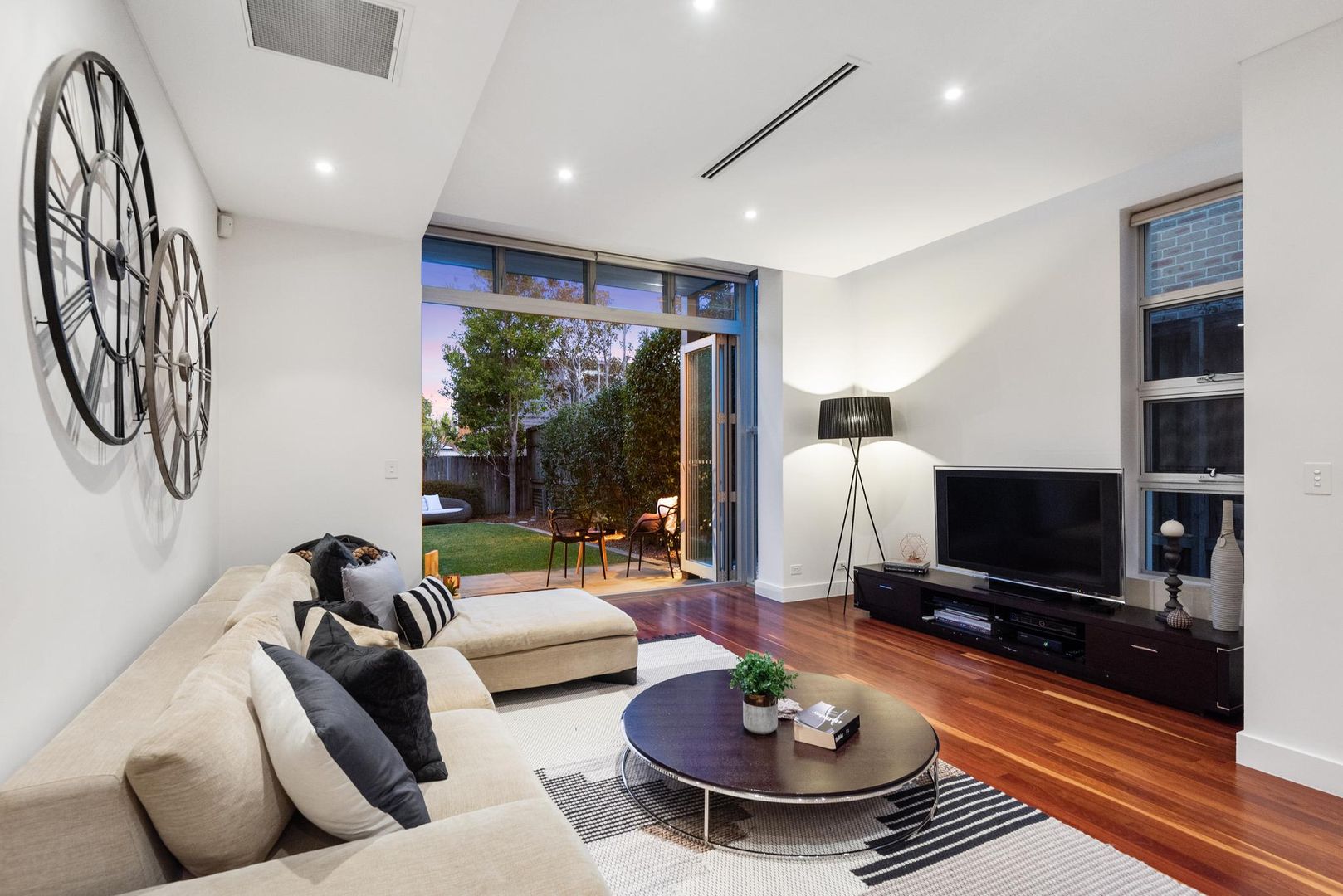 84B Belmont Road, Mosman NSW 2088, Image 2