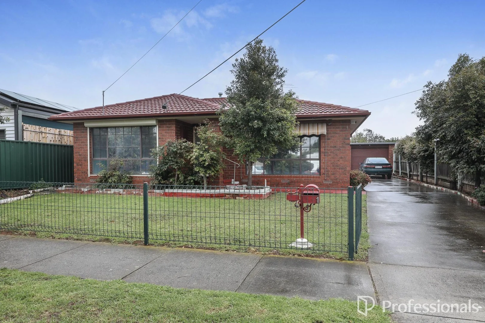 1 Shoalhaven Street, Werribee VIC 3030