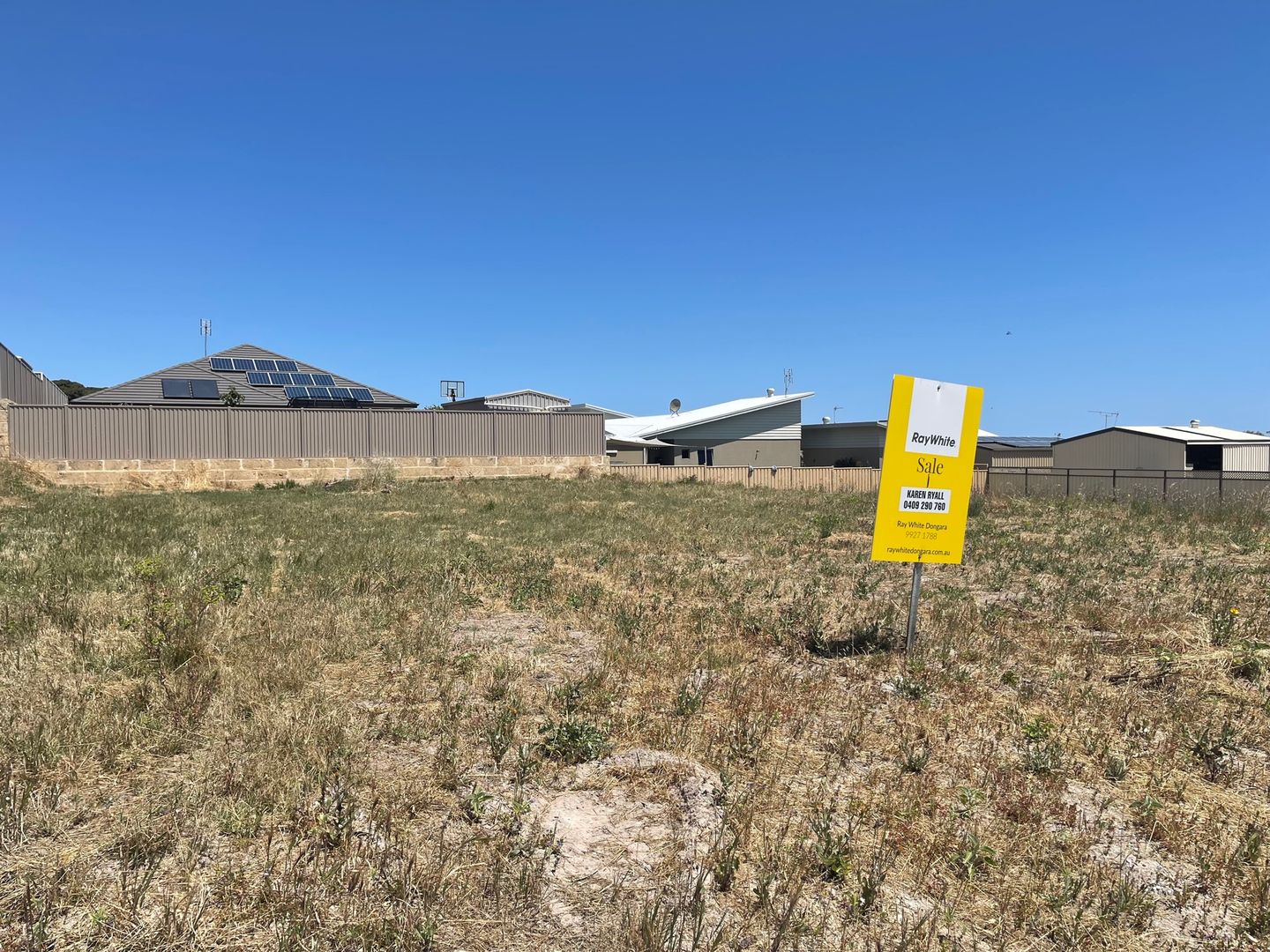 12 Gregory Pass, Port Denison WA 6525 Domain