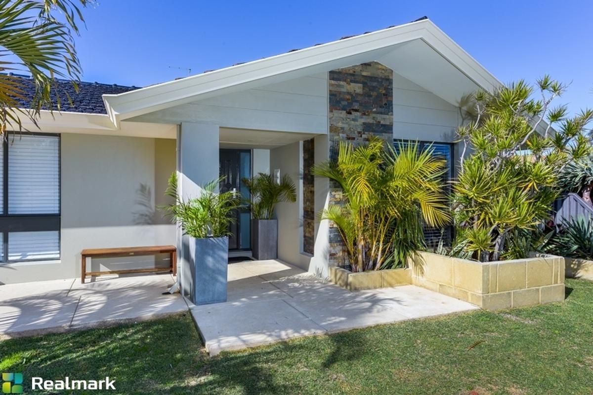 8 Arundel Drive, Halls Head WA 6210, Image 0