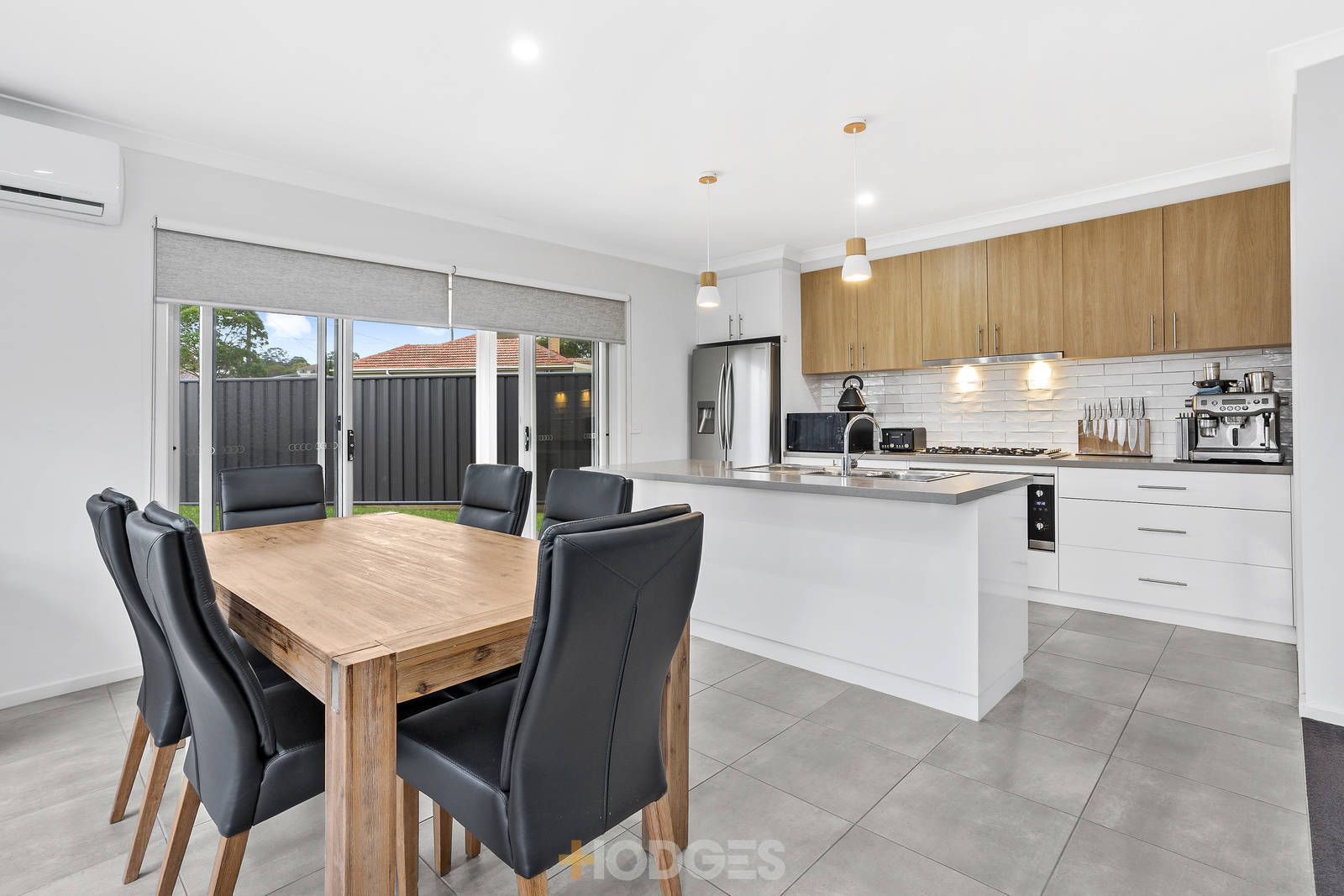 8 Taliska Avenue, Hamlyn Heights VIC 3215, Image 2