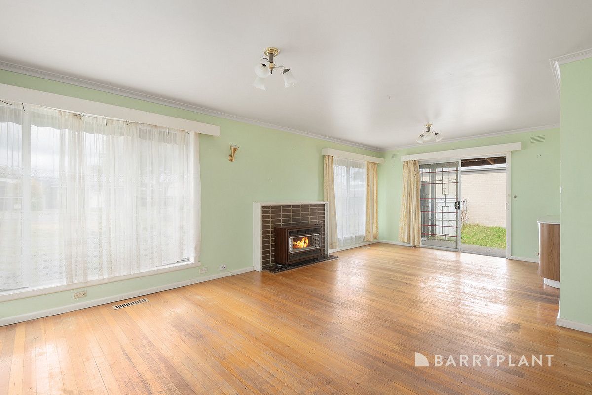 74 First Avenue, Rosebud VIC 3939, Image 2