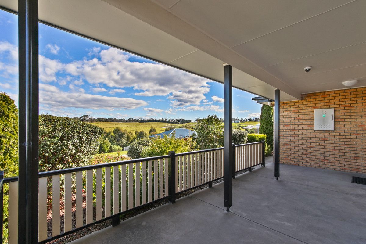 80 Stirling Drive, Lakes Entrance VIC 3909, Image 1