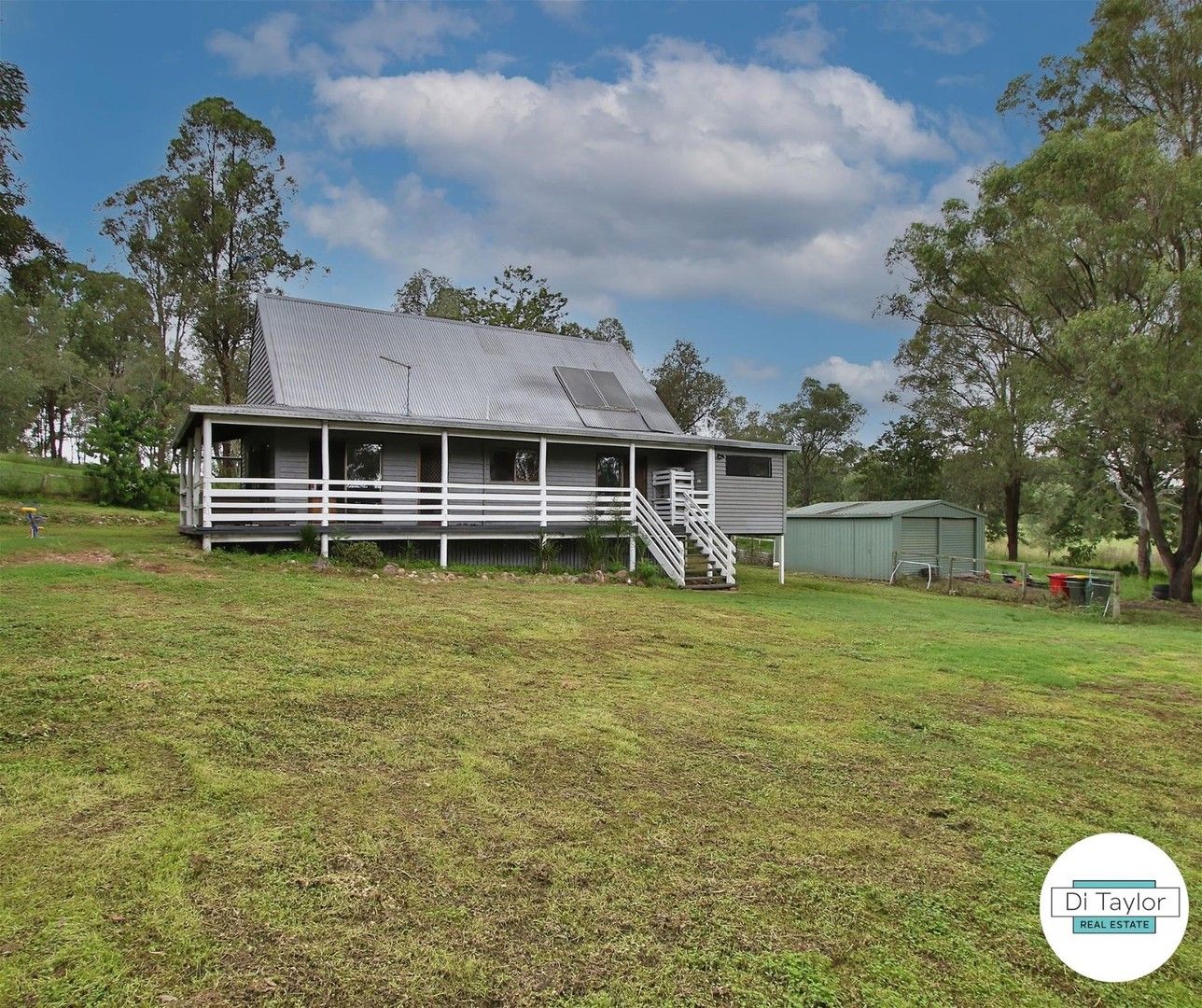 5 bedrooms House in 46 Day Road GLENEAGLE QLD, 4285