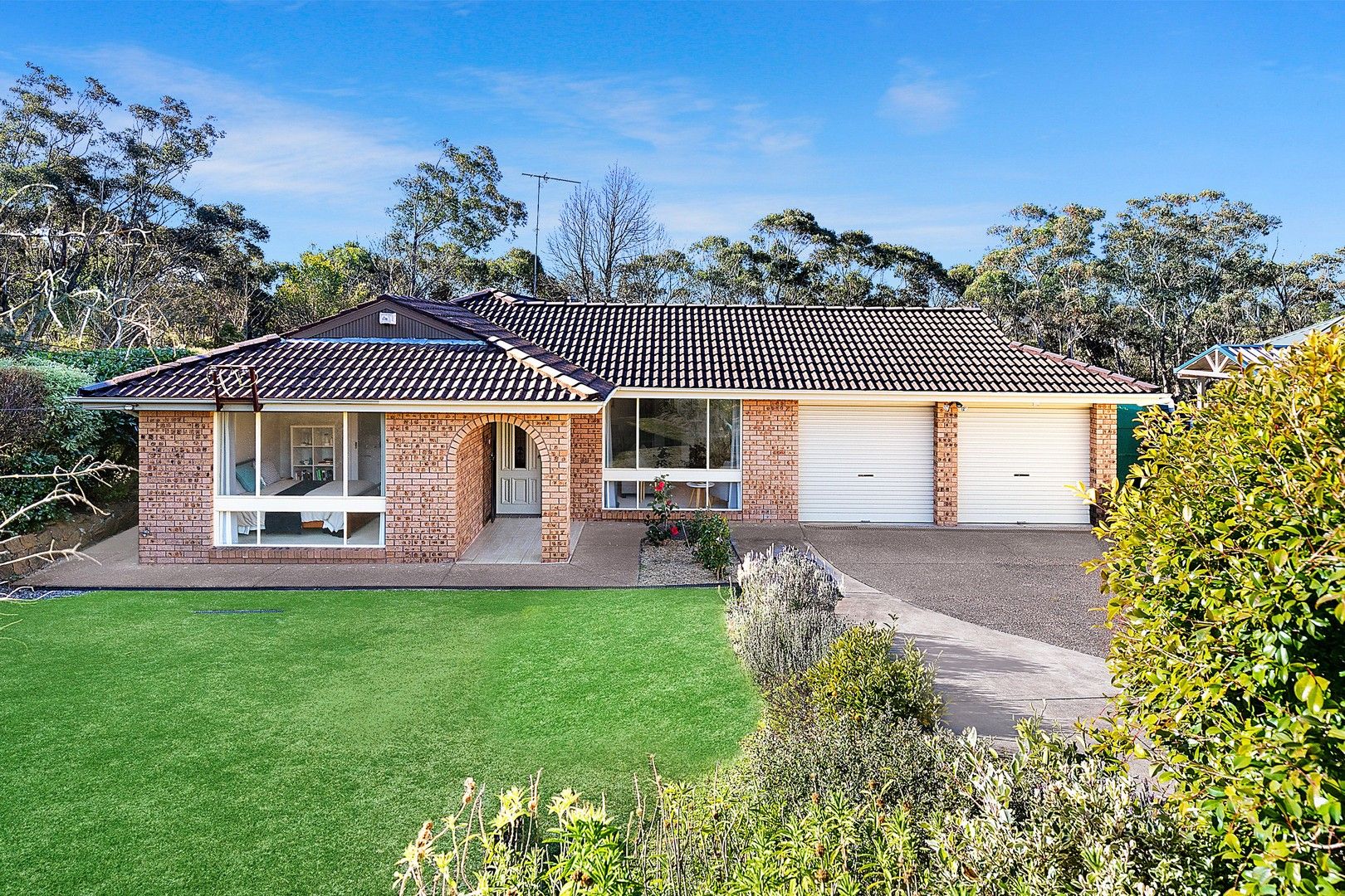 34 Queen Elizabeth Drive, Wentworth Falls NSW 2782, Image 0