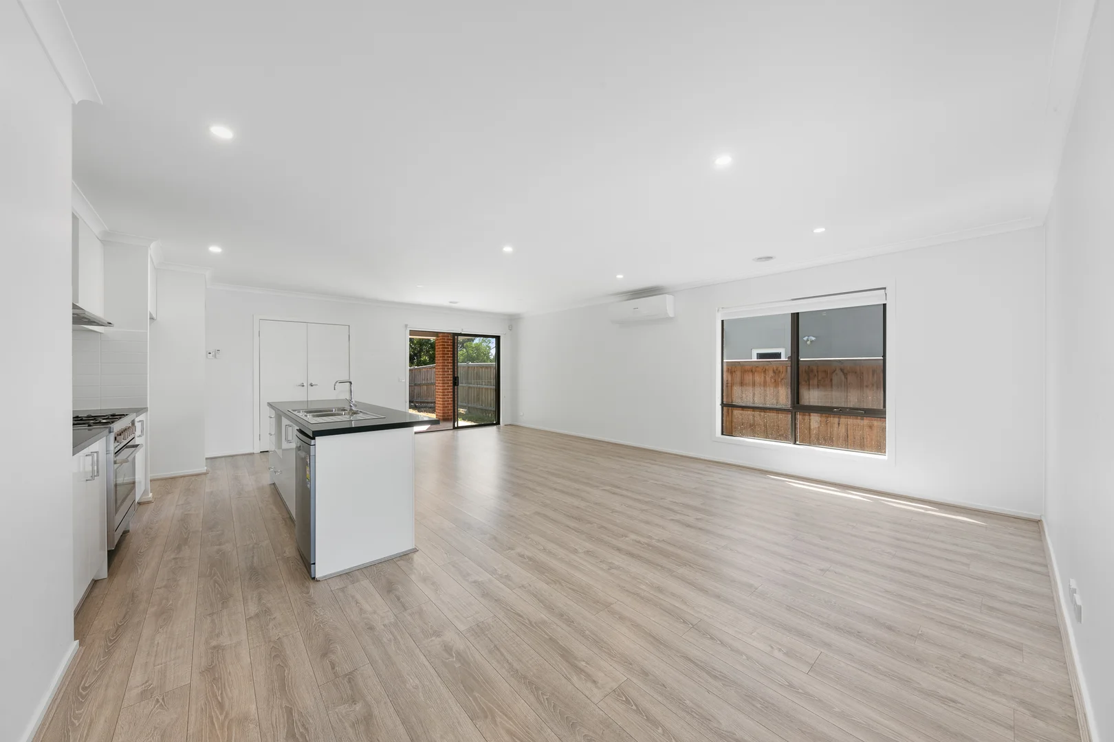 Additional image 5 of 18 Hillcrest Road, Beveridge VIC 3753
