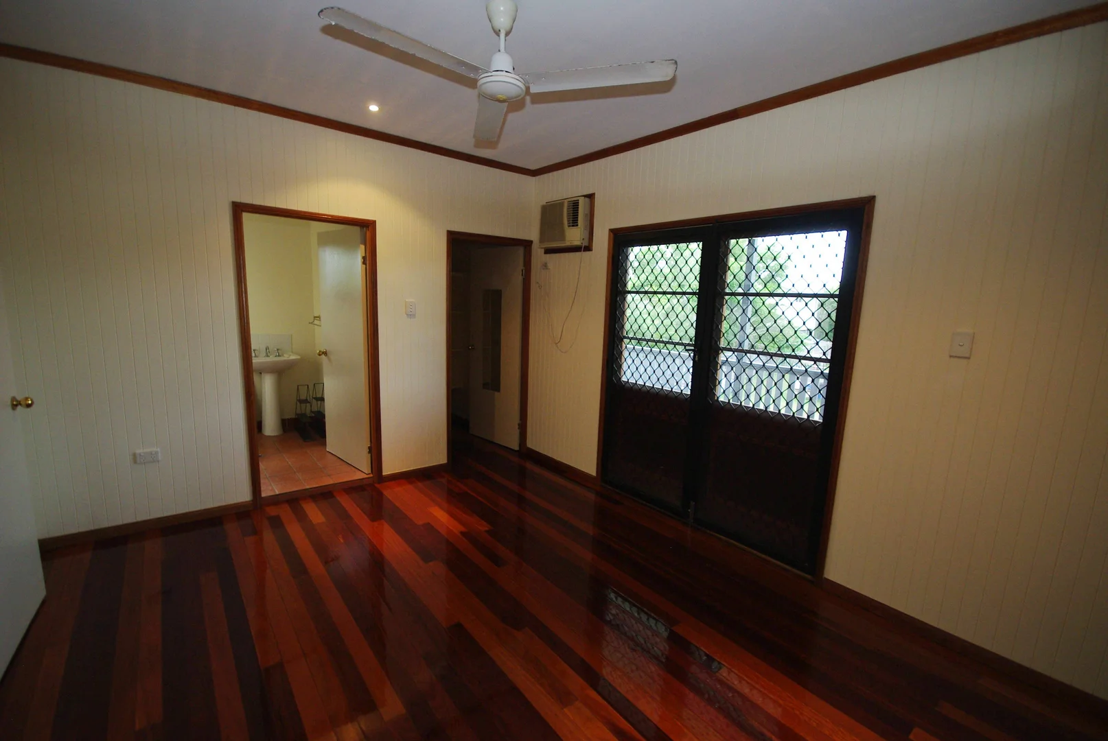 Additional image 5 of 70 Thirteenth Avenue, Railway Estate QLD 4810