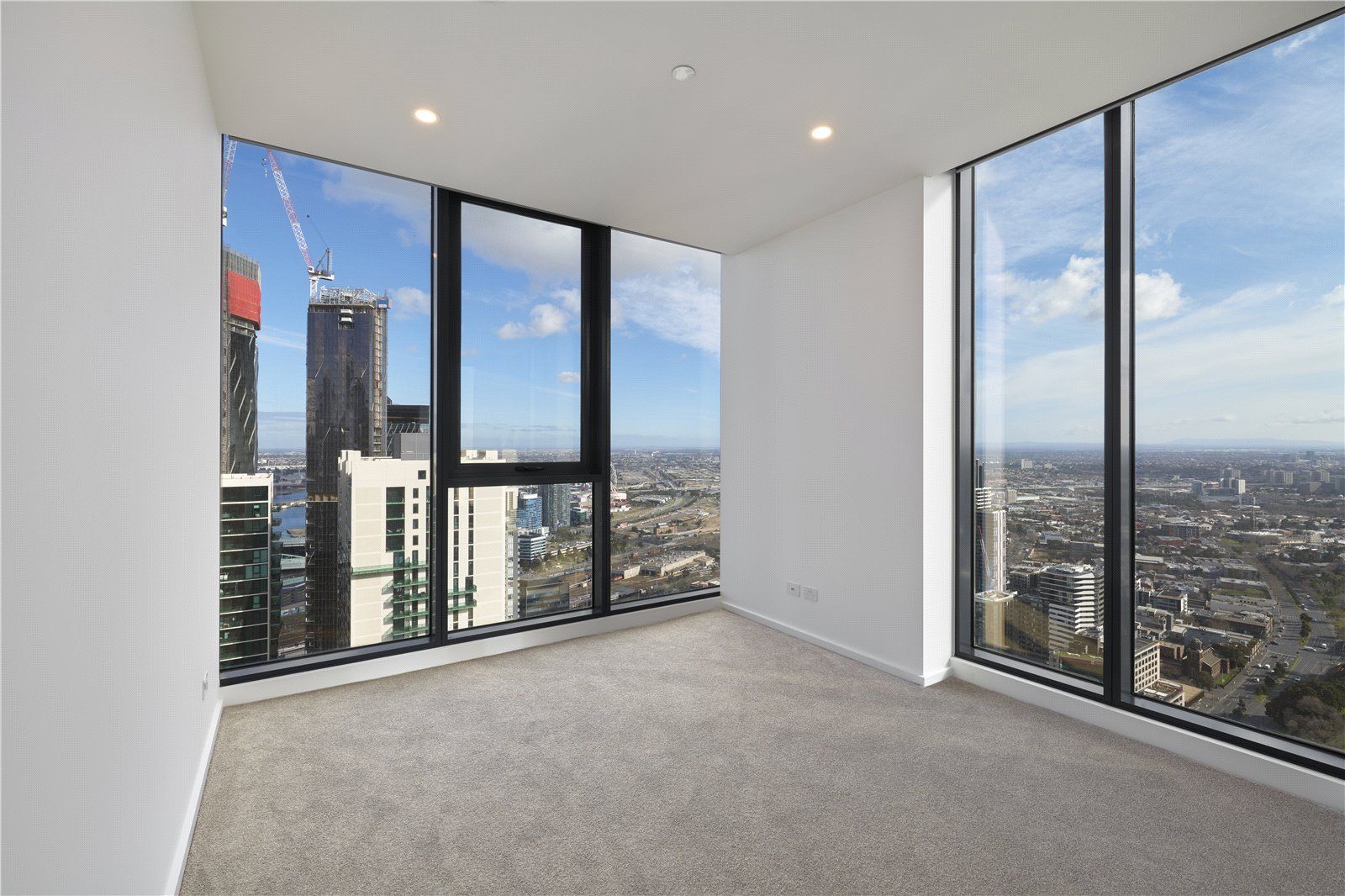 3 bedrooms Apartment / Unit / Flat in 4313/560 Lonsdale Street MELBOURNE VIC, 3000