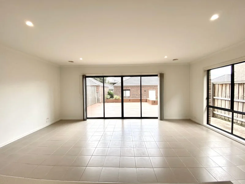 Additional image 7 of 10 Grevillea Circuit, Maidstone VIC 3012