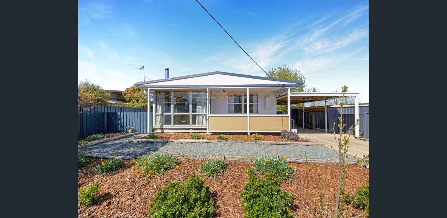 2A Albert Road, Chiltern VIC 3683 House For Rent Domain