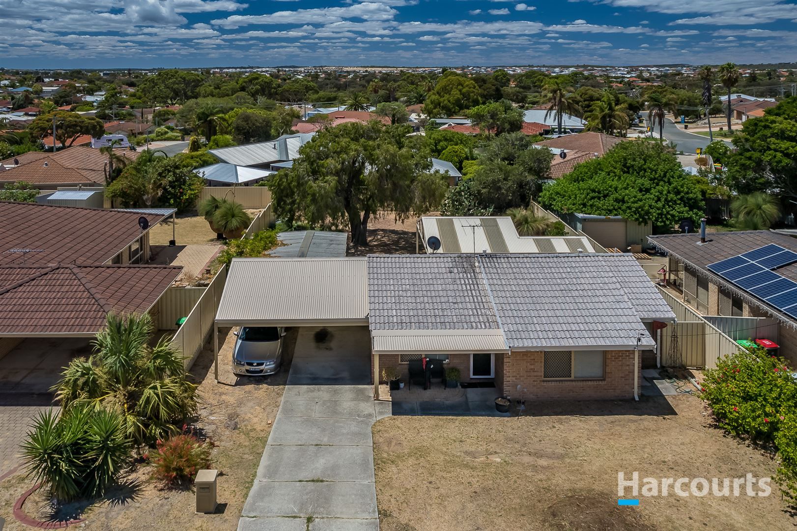 3 bedrooms House in 32 Tapping Way QUINNS ROCKS WA, 6030