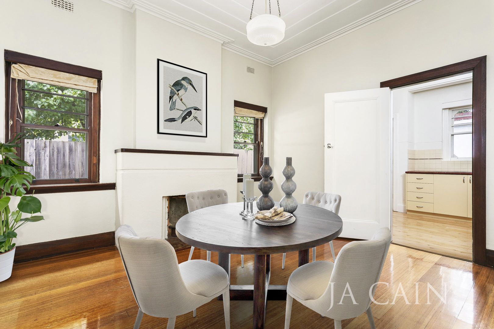 2A Barbara Avenue, Glen Iris VIC 3146, Image 2